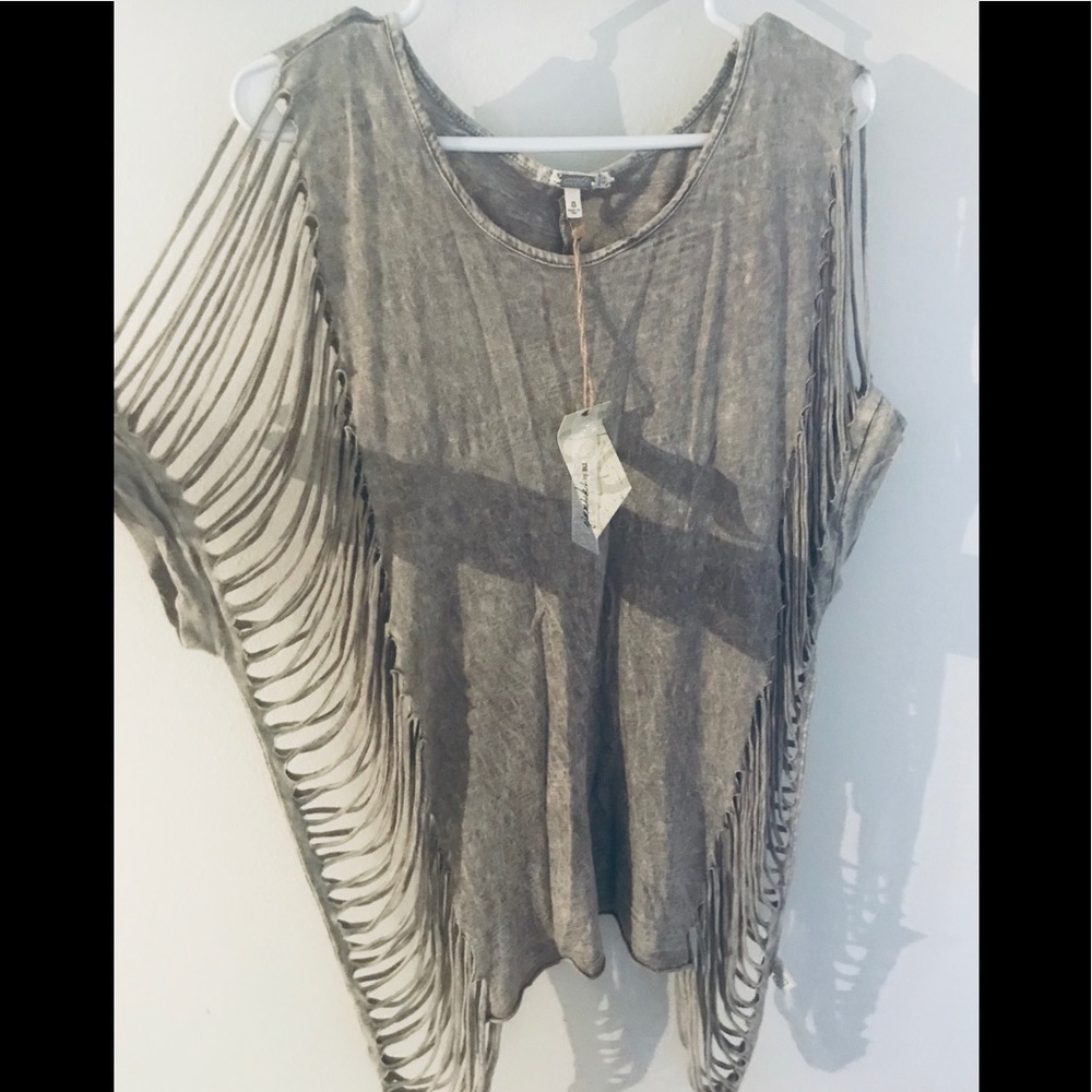 BKE NWT Cut Out Tee